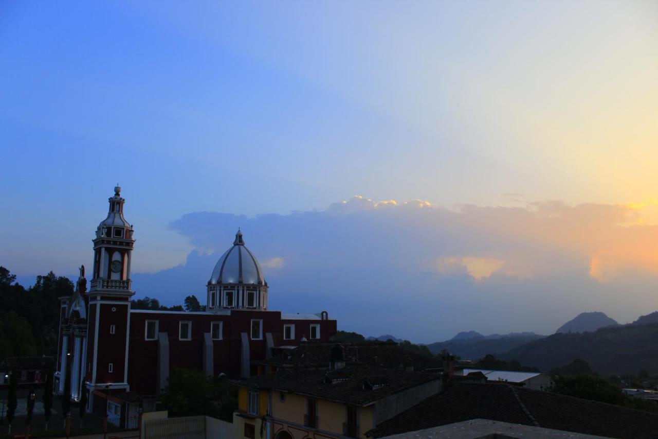 Hotel Atzalan Luaran gambar